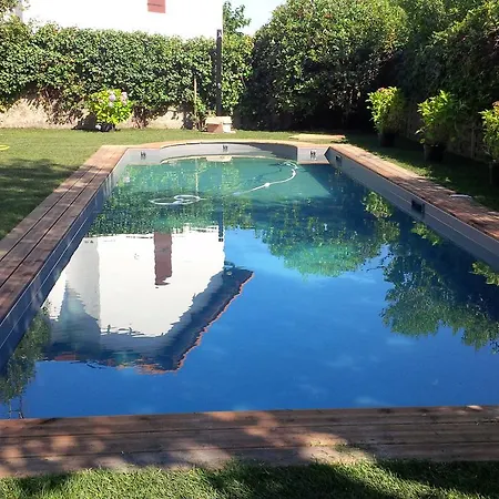 Avec Piscine Miramar - B9672 *