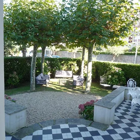 Avec Piscine Miramar - B9672 Nyaraló *
